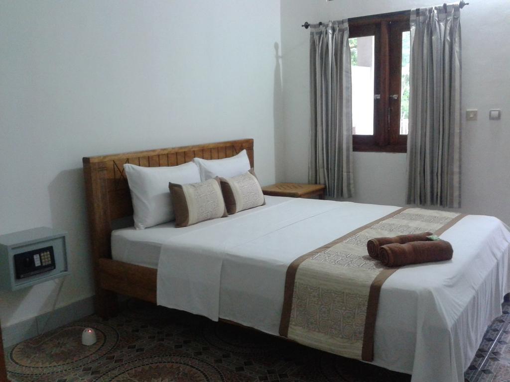 Putri Homestay Gili Meno Room photo